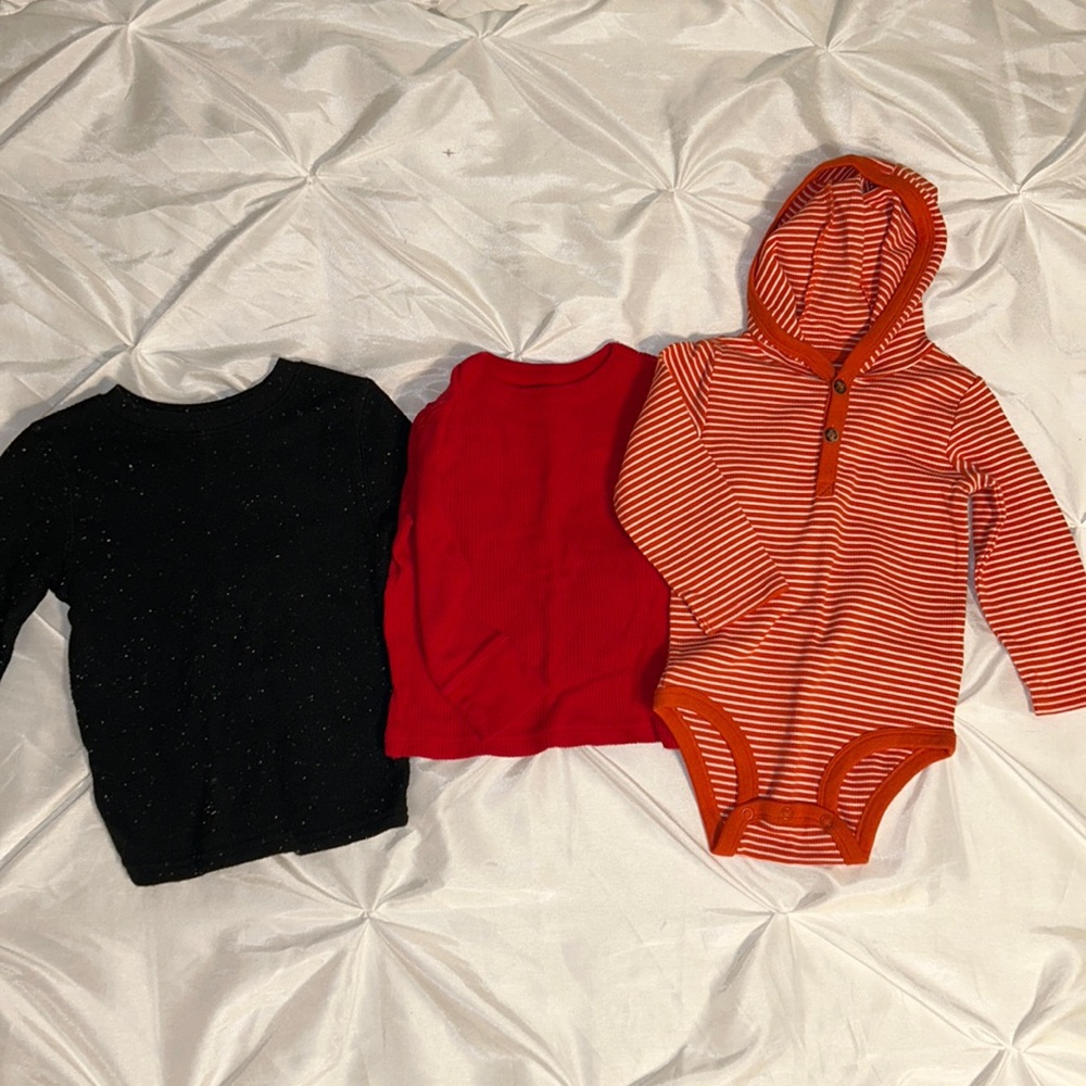 18 month boy long sleeve bundle of three/ Cat & Jack, Carter’s, Old Navy